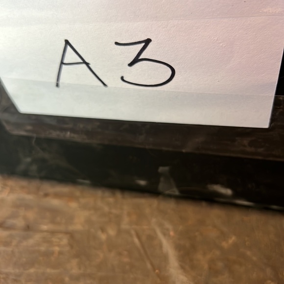 North Face lightweight, hide away hood fully lined woman’s jacket size Large - Picture 14 of 14